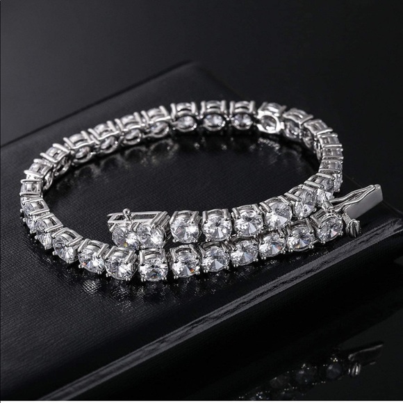 14K white gold plated cubic zirconia 7.5 inch Tennis Bracelet(read description) - Picture 2 of 6